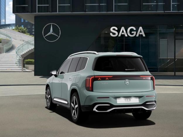 MERCEDES-BENZ GLB 180  GLB 180  140 Years Edition 