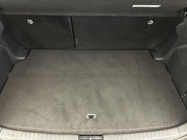 TOYOTA Yaris 116h Design  PACK CONFORT