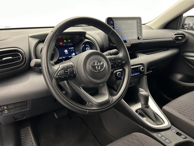 TOYOTA Yaris 116h Design  PACK CONFORT