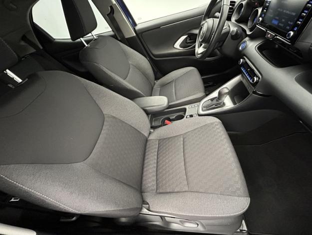 TOYOTA Yaris 116h Design  PACK CONFORT