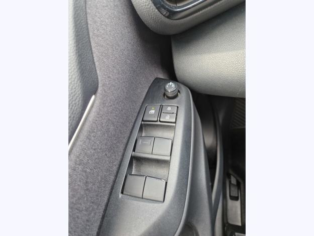 TOYOTA Yaris Hybride 116h Design  