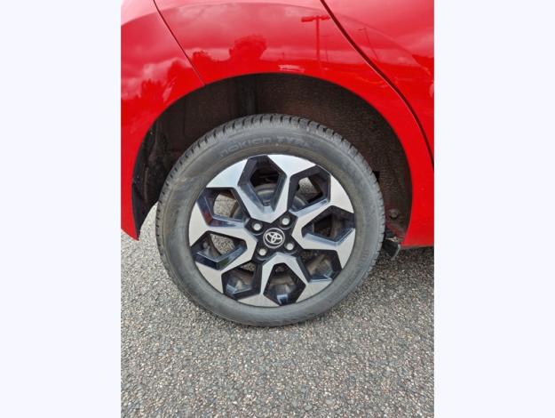 TOYOTA Aygo 1.0 VVT-i x-play  1.0 72 ch 