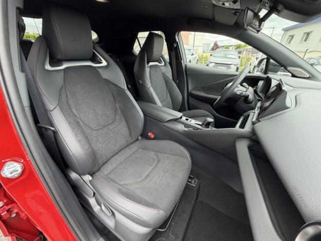 TOYOTA C-HR 1.8 Hybride 140 GR Sport  C HR HYBRIDE NG HYBRIDE 140 GR SPORT MY26