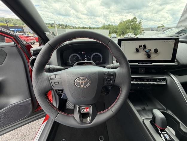 TOYOTA C-HR 1.8 Hybride 140 GR Sport  C HR HYBRIDE NG HYBRIDE 140 GR SPORT MY26