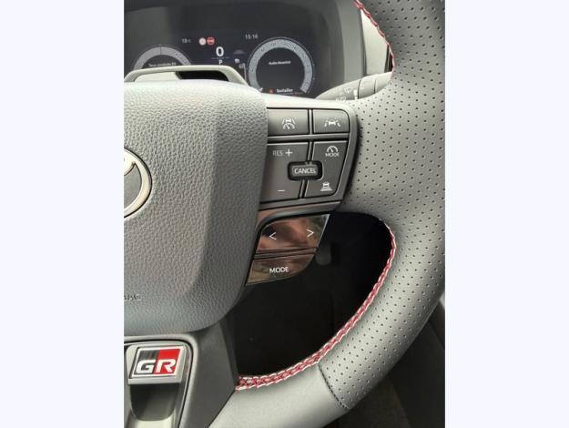 TOYOTA C-HR 1.8 Hybride 140 GR Sport  C HR HYBRIDE NG HYBRIDE 140 GR SPORT MY26
