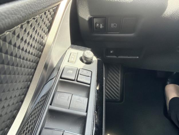TOYOTA C-HR 2.0 Hybride 184 Design   