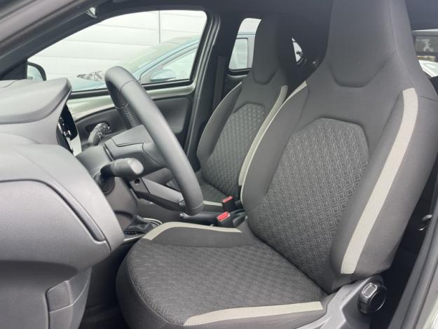 TOYOTA Aygo X 1.0 VVT-i 72 Design  