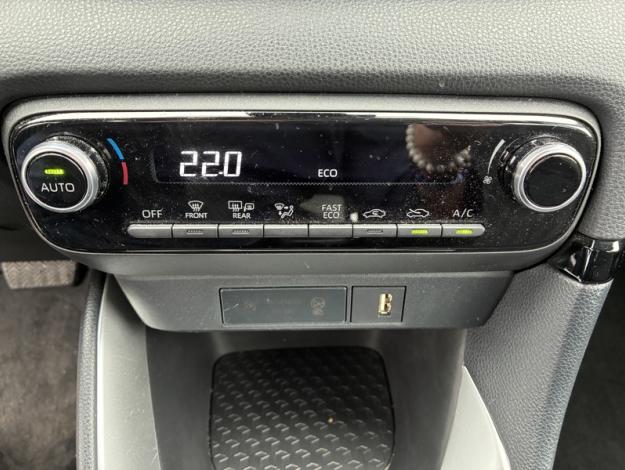 TOYOTA Yaris Hybride 116h Dynamic  