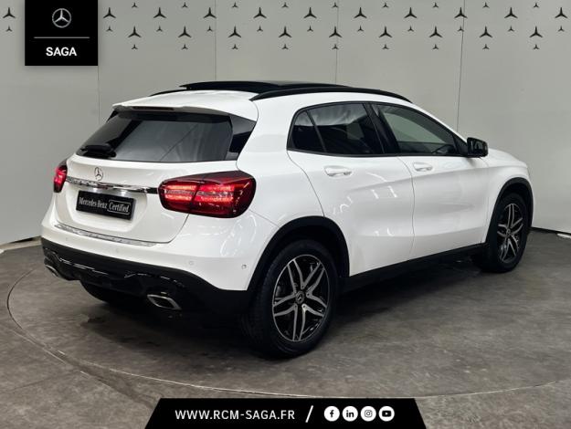 MERCEDES-BENZ GLA 180 Sensation  