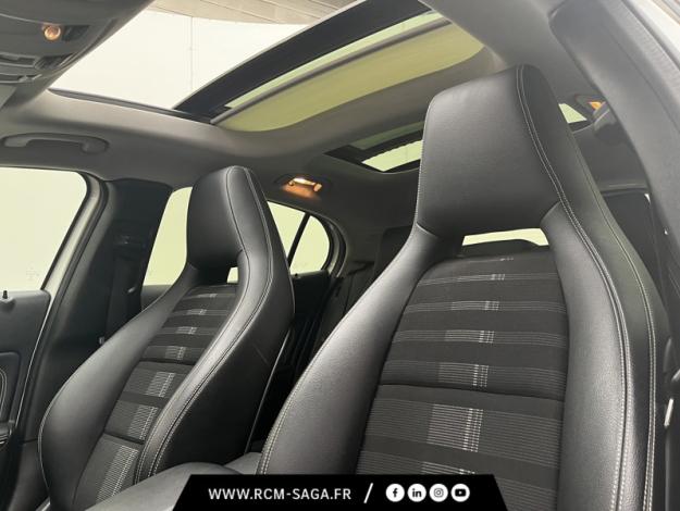 MERCEDES-BENZ GLA 180 Sensation  