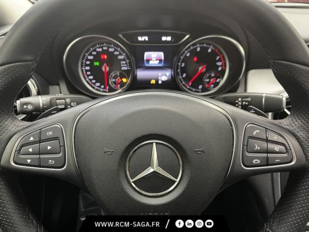 MERCEDES-BENZ GLA 180 Sensation  