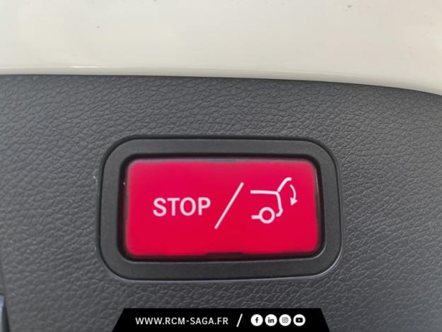 MERCEDES-BENZ GLA 180 Sensation  