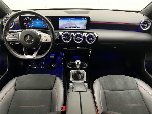 MERCEDES-BENZ Classe A 180 AMG Line  