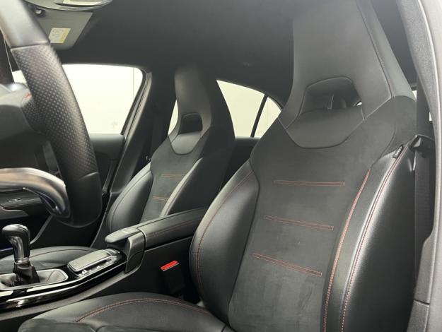 MERCEDES-BENZ Classe A 180 AMG Line  