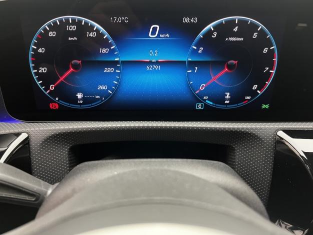 MERCEDES-BENZ Classe A 180 AMG Line  