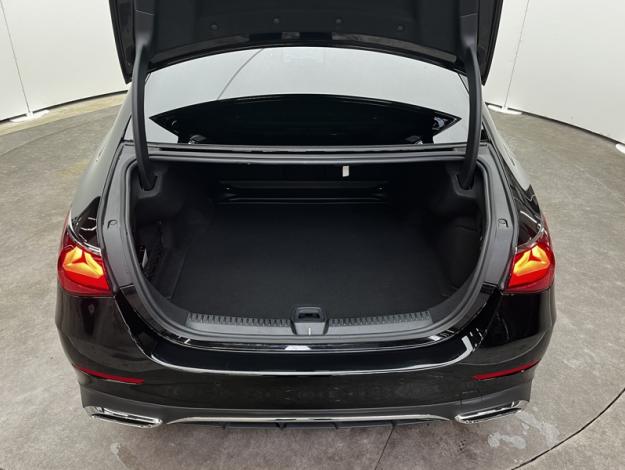 MERCEDES-BENZ Classe E Berline Classe E 220 d AMG Line Berline  Classe E 220 d AMG Line Berline