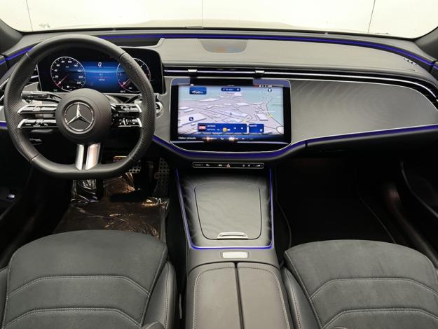 MERCEDES-BENZ Classe E Berline Classe E 220 d AMG Line Berline  Classe E 220 d AMG Line Berline