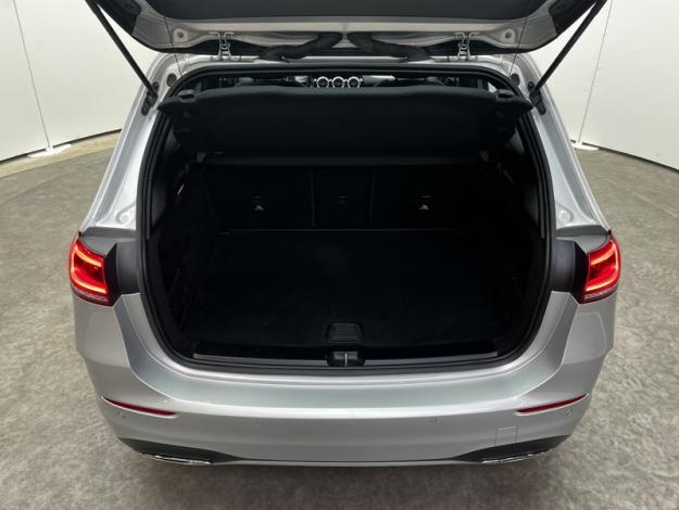 MERCEDES-BENZ Classe B 180 AMG Line Edition  