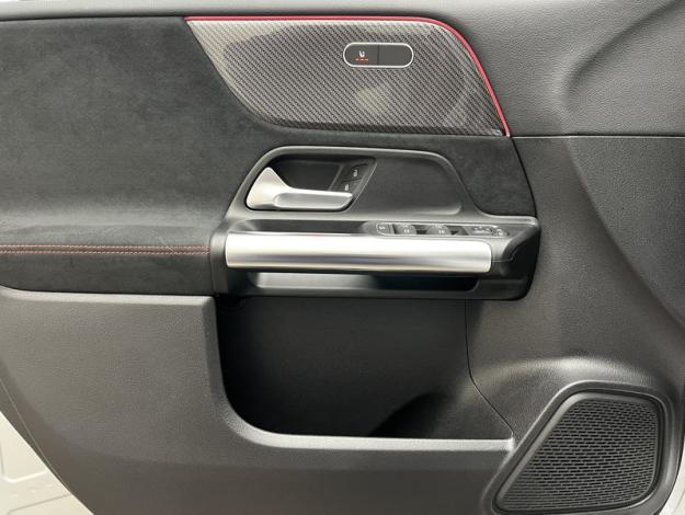 MERCEDES-BENZ Classe B 180 AMG Line Edition  