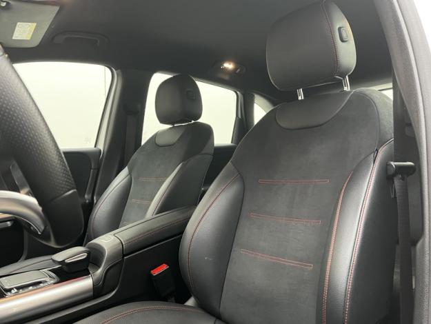 MERCEDES-BENZ Classe B 180 AMG Line Edition  