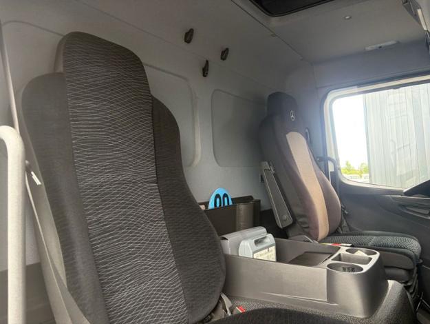 MERCEDES-BENZ ATEGO  1218 NL Fourgon ClassicSpace 2,30 m  