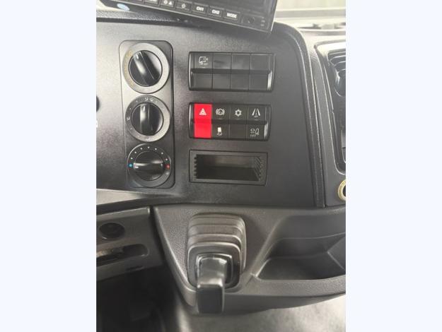 MERCEDES-BENZ ATEGO  1218 NL Fourgon ClassicSpace 2,30 m  