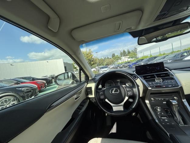 LEXUS NX 2.5 300H Executive 4WD   