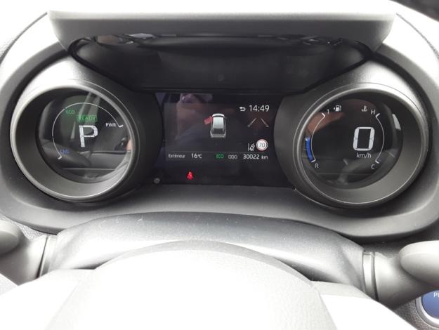 TOYOTA Yaris Cross 1.5 HYBRID 116H DESIGN AUTO  