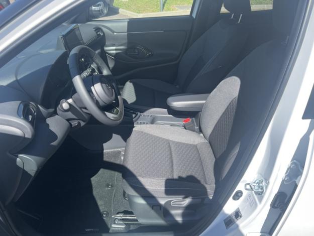 TOYOTA Yaris Cross YARIS CROSS 130cv 2WD DESIGN PACK CARGO MY25  YARIS CROSS 130cv 2WD DESIGN PACK CARGO MY25
