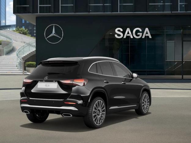 MERCEDES-BENZ GLA 200 d AMG Line  GLA 200 d AMG Line