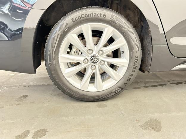 TOYOTA Corolla Touring Sports Hybride 1.8L 140h Dynamic  COROLLA TS 1.8L 140 CH DYNAMIC MY24