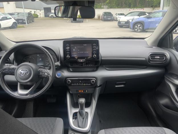 TOYOTA Yaris 1.5 116h Dynamic  