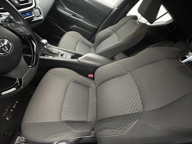 TOYOTA C-HR 1.8 Hybride 122 Dynamic Business   