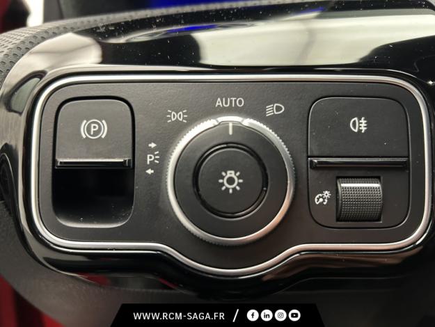MERCEDES-BENZ Classe A 180 AMG Line  
