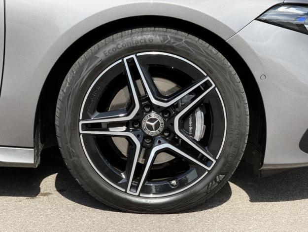MERCEDES-BENZ Classe A 200 AMG Line  