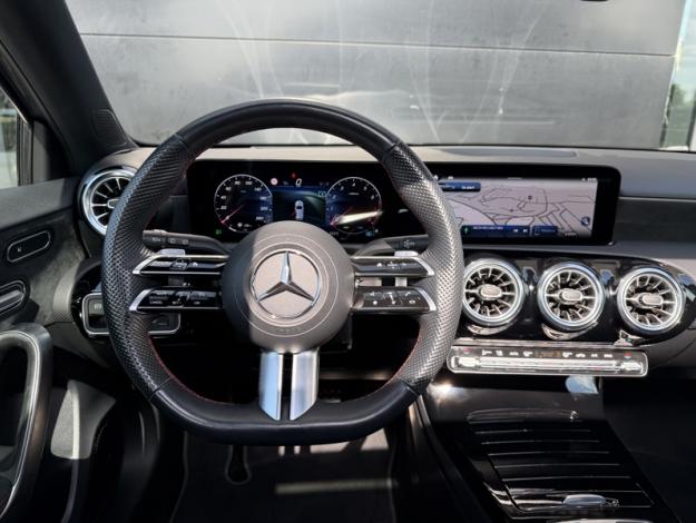 MERCEDES-BENZ Classe A 200 AMG Line  