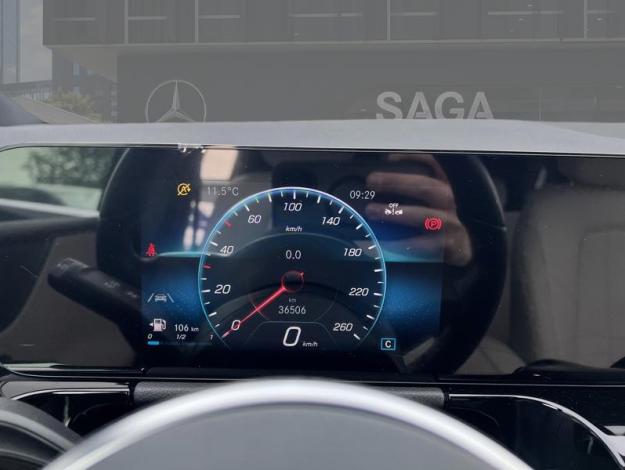 MERCEDES-BENZ B 180 Luxury Line  