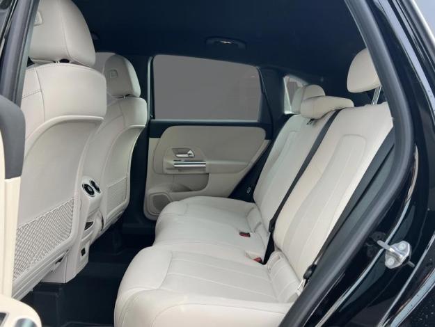 MERCEDES-BENZ B 180 Luxury Line  