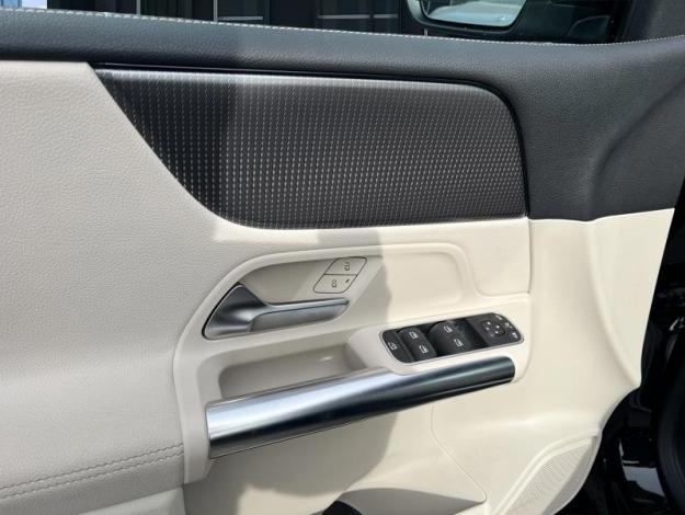MERCEDES-BENZ B 180 Luxury Line  
