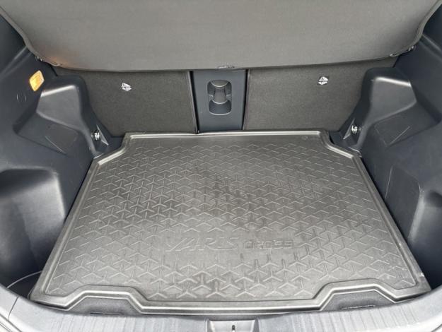 TOYOTA Yaris Cross 1.5 HYBRID 116H DESIGN / PACK CARGO   