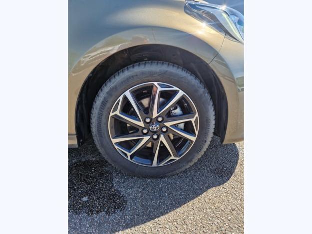 TOYOTA Yaris Hybride 116h Design  