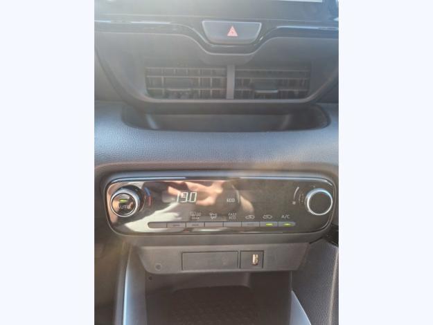 TOYOTA Yaris Hybride 116h Design  
