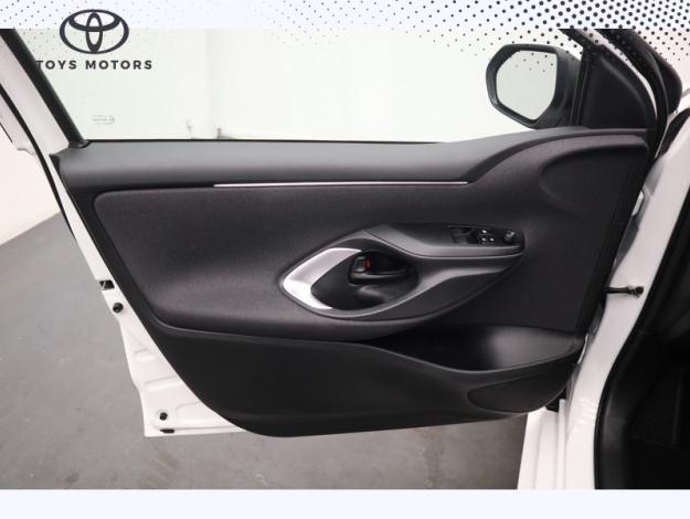 TOYOTA Yaris 70 VVT-i Dynamic  