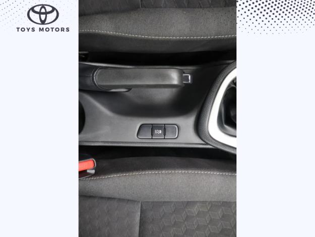 TOYOTA Yaris 70 VVT-i Dynamic  