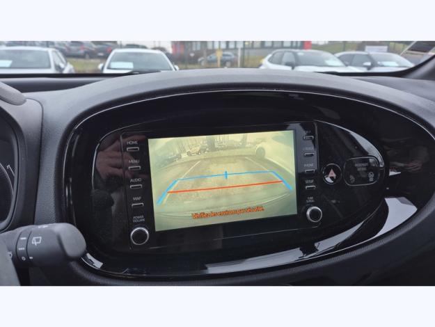 TOYOTA Aygo X 1.0 VVT-i 72 Design  