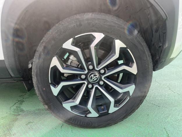 TOYOTA Yaris Cross 1.5 HYBRID 116H DESIGN / PACK CARGO   