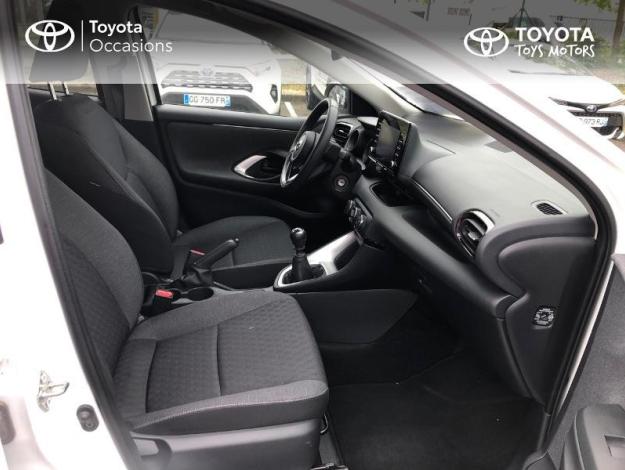 TOYOTA Yaris 120 VVT-i Design MY22  