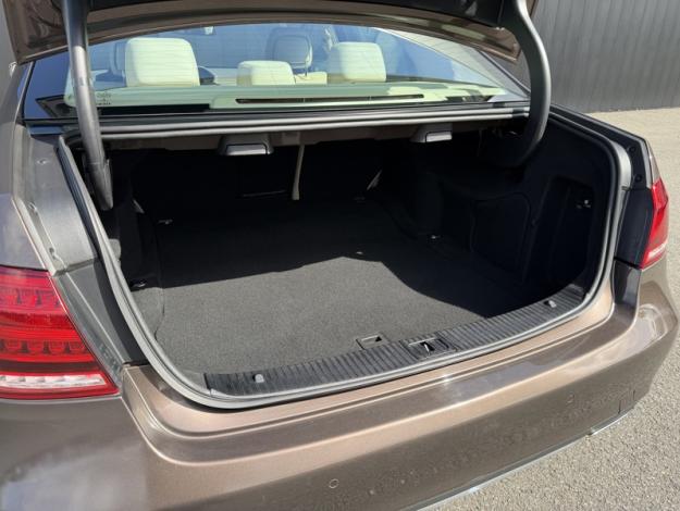 MERCEDES-BENZ Classe E Berline E 220 BlueTEC berline  