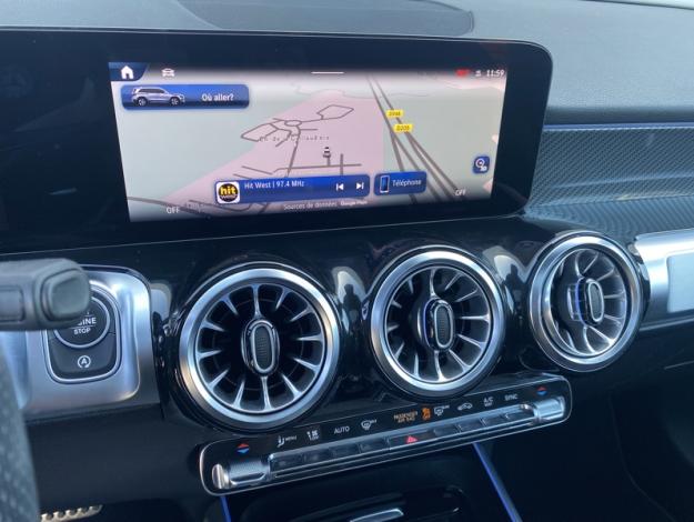 MERCEDES-BENZ GLB 200 d AMG Line  
