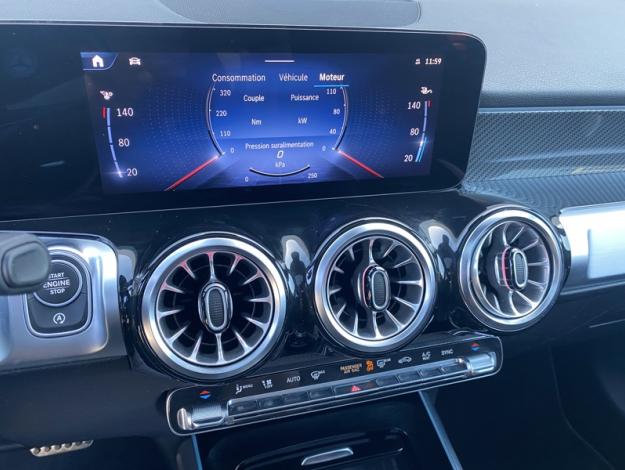 MERCEDES-BENZ GLB 200 d AMG Line  